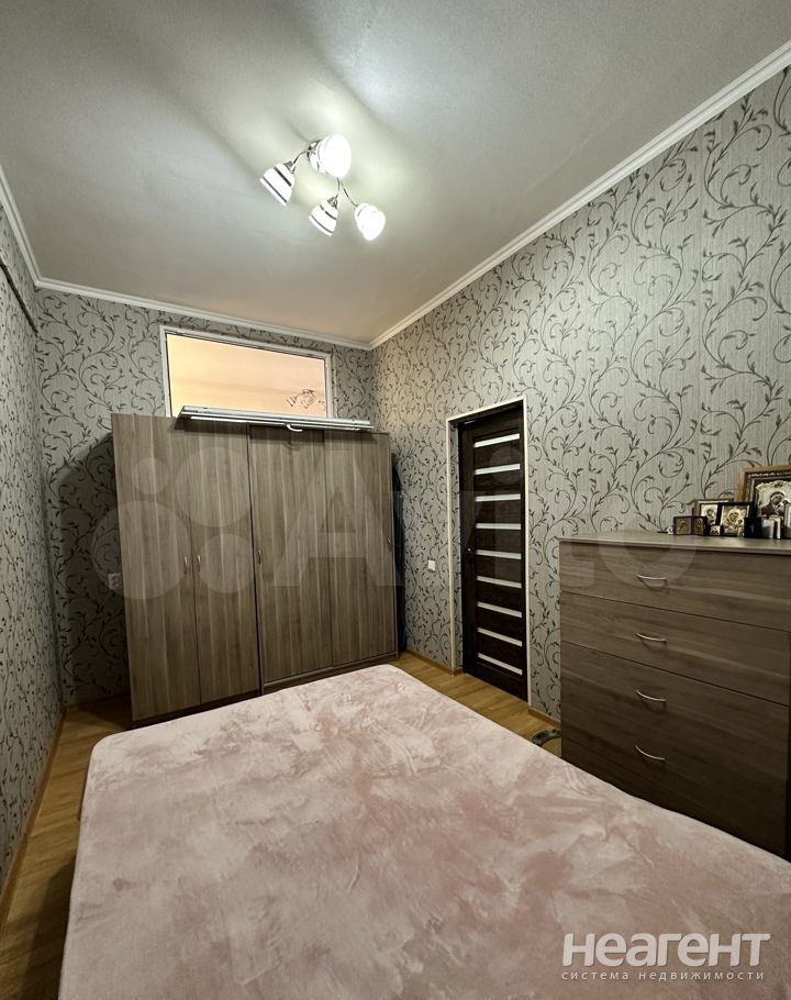 Продается Многокомнатная квартира, 98 м²