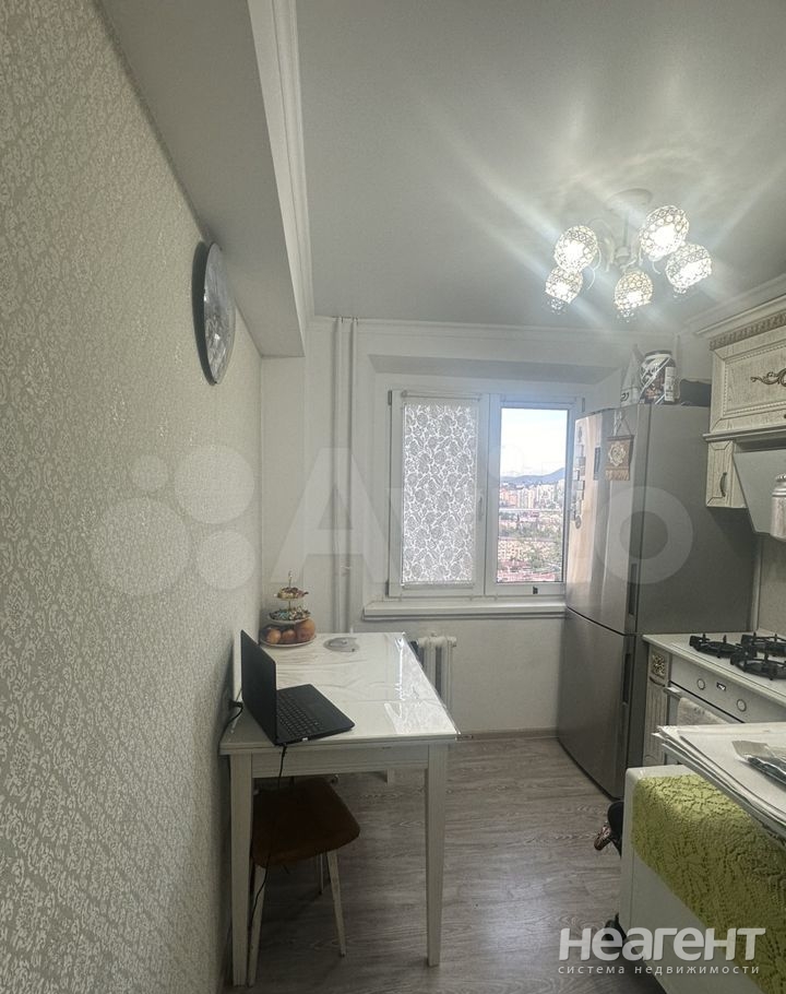 Продается 1-комнатная квартира, 29,7 м²