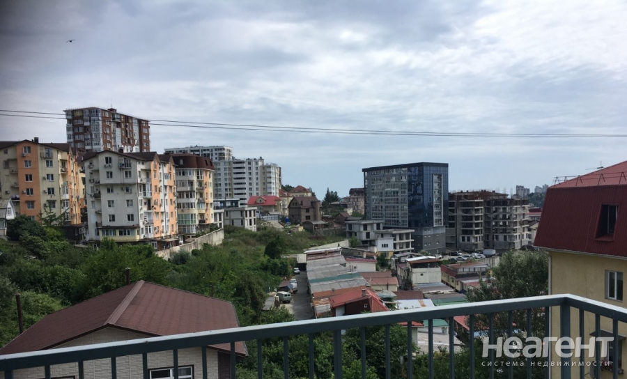 Продается 1-комнатная квартира, 57 м²