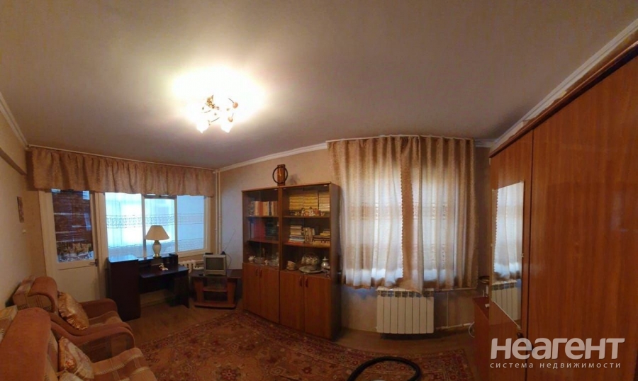 Продается 1-комнатная квартира, 35 м²