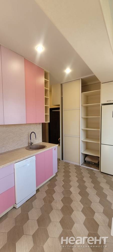 Продается 1-комнатная квартира, 26,2 м²