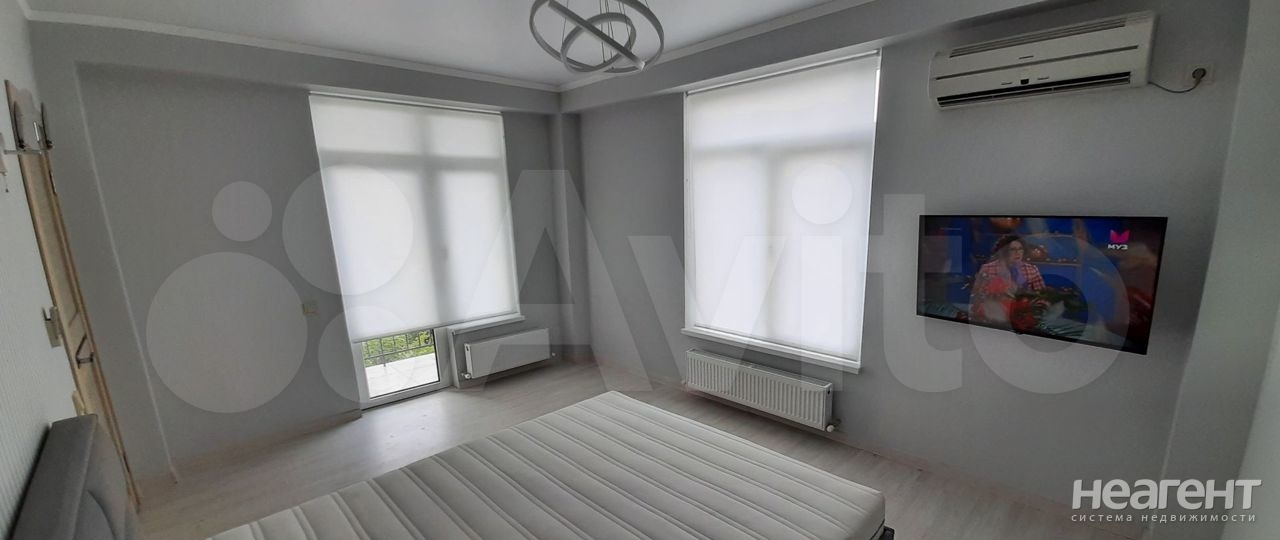 Продается 1-комнатная квартира, 41 м²