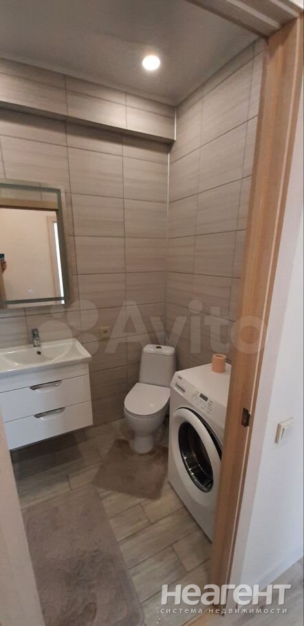 Продается 1-комнатная квартира, 41 м²