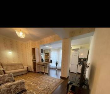 Продается 1-комнатная квартира, 43 м²