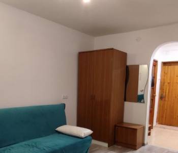 Продается 1-комнатная квартира, 18 м²