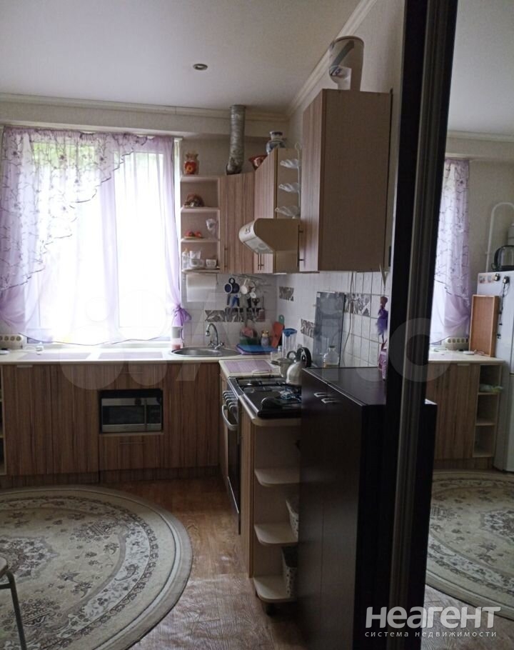 Продается 1-комнатная квартира, 40 м²