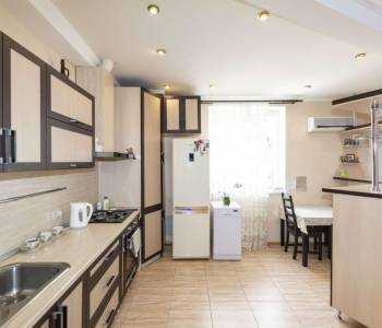 Продается 3-х комнатная квартира, 66 м²