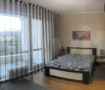 Продается 3-х комнатная квартира, 93 м²