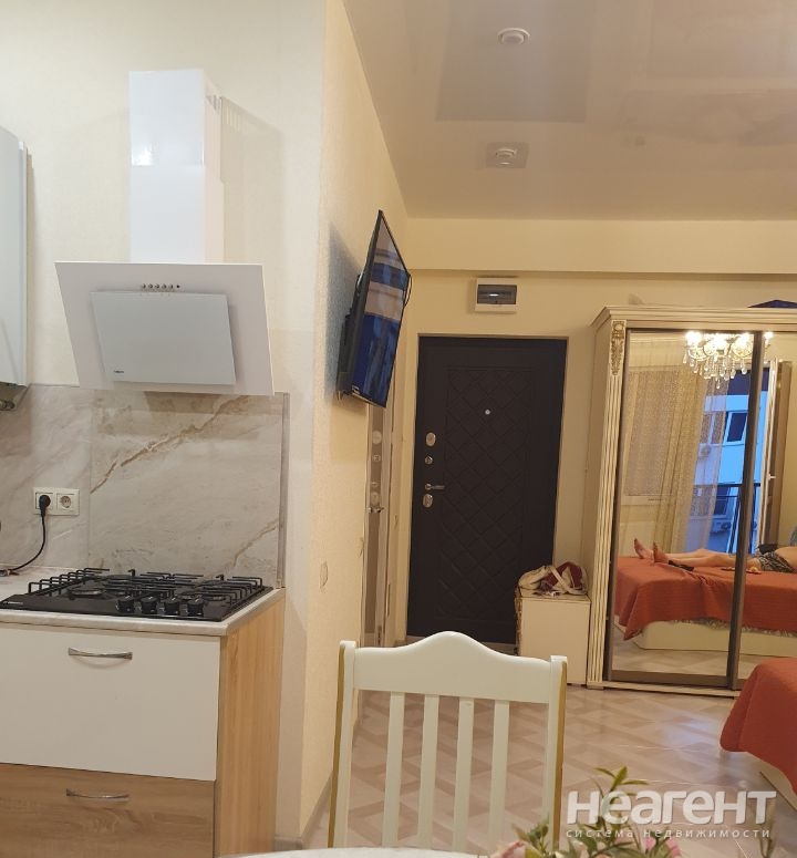 Продается 1-комнатная квартира, 27,4 м²