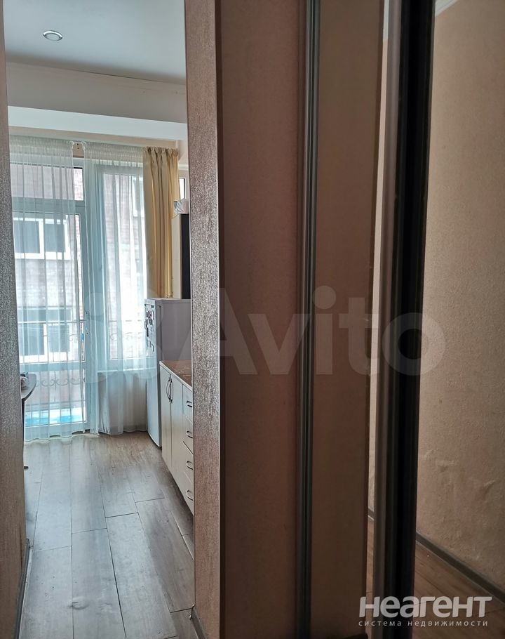 Продается 1-комнатная квартира, 27,6 м²