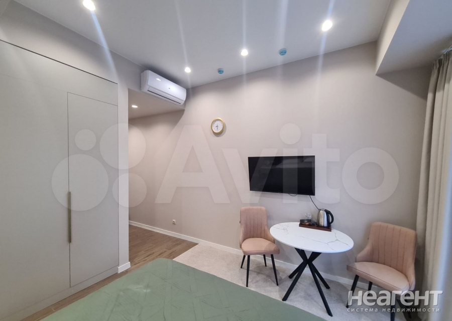 Продается 1-комнатная квартира, 23 м²