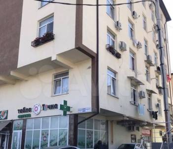 Продается 1-комнатная квартира, 42 м²