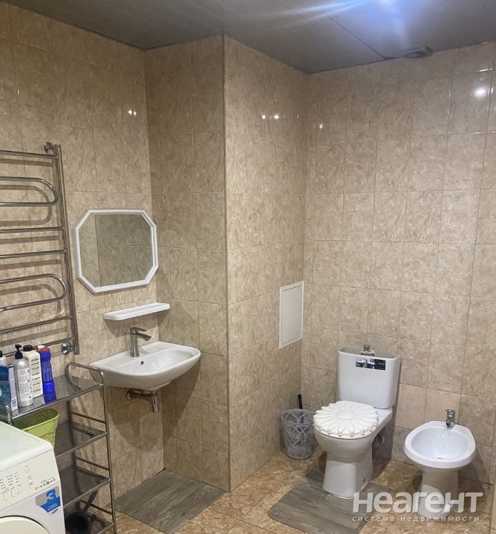 Продается 2-х комнатная квартира, 60 м²