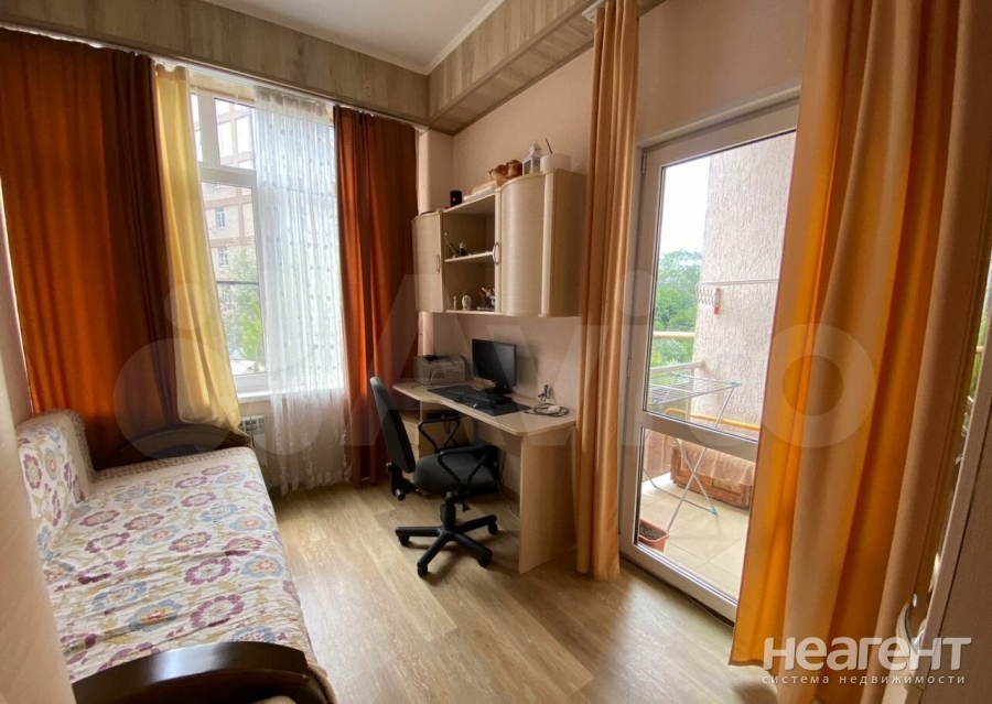 Продается 3-х комнатная квартира, 50 м²