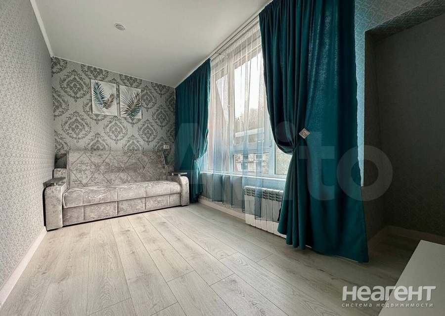 Продается Многокомнатная квартира, 87,4 м²