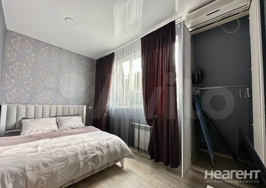 Продается Многокомнатная квартира, 87,4 м²