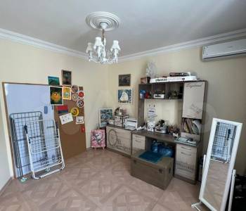 Продается Многокомнатная квартира, 101 м²