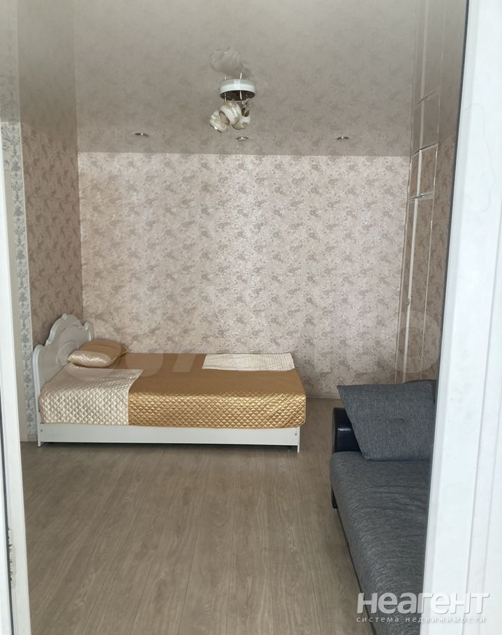 Продается 1-комнатная квартира, 33 м²