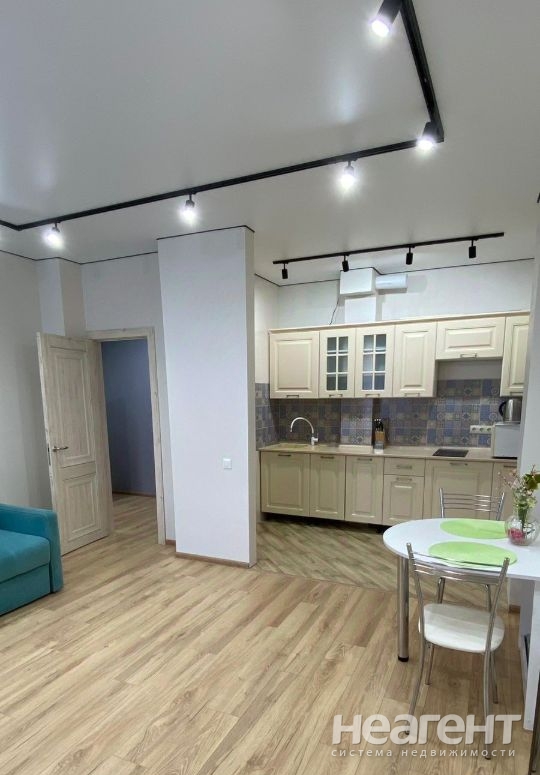 Продается 2-х комнатная квартира, 42 м²