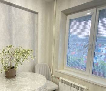 Продается 1-комнатная квартира, 36 м²