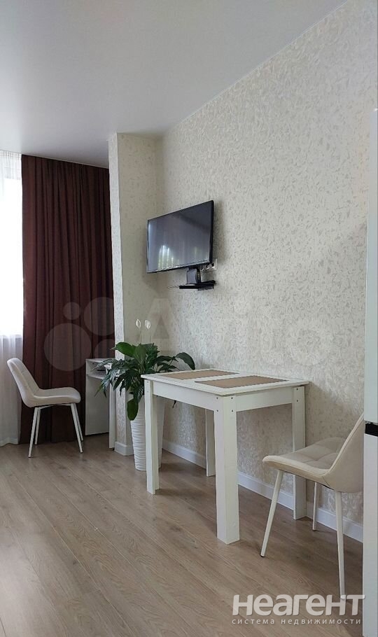 Продается 1-комнатная квартира, 27,3 м²