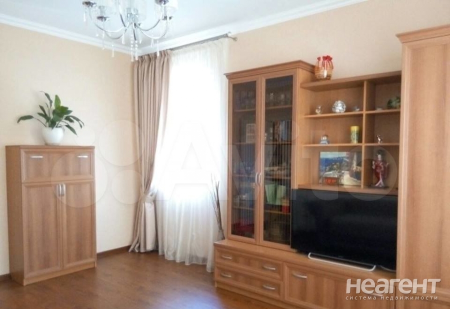 Продается 1-комнатная квартира, 41,2 м²