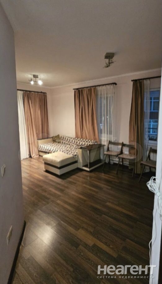 Продается 1-комнатная квартира, 32,5 м²