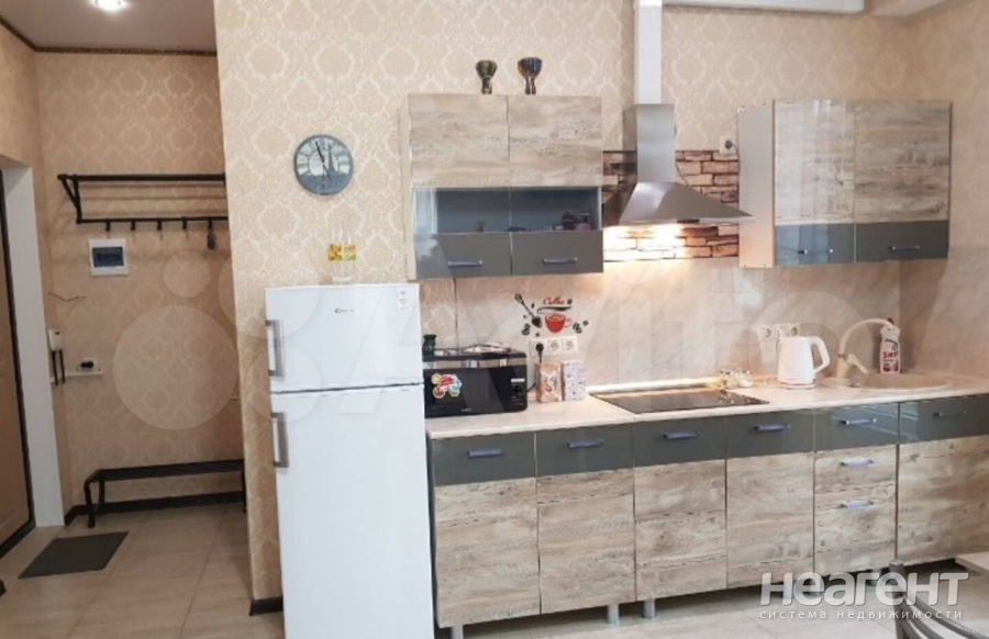 Продается 1-комнатная квартира, 37,4 м²