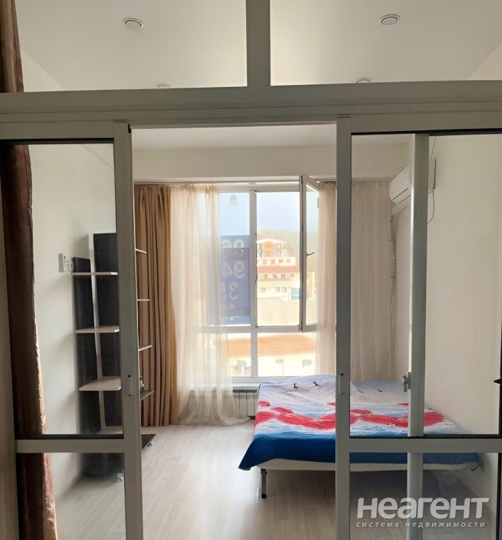 Продается 1-комнатная квартира, 35 м²