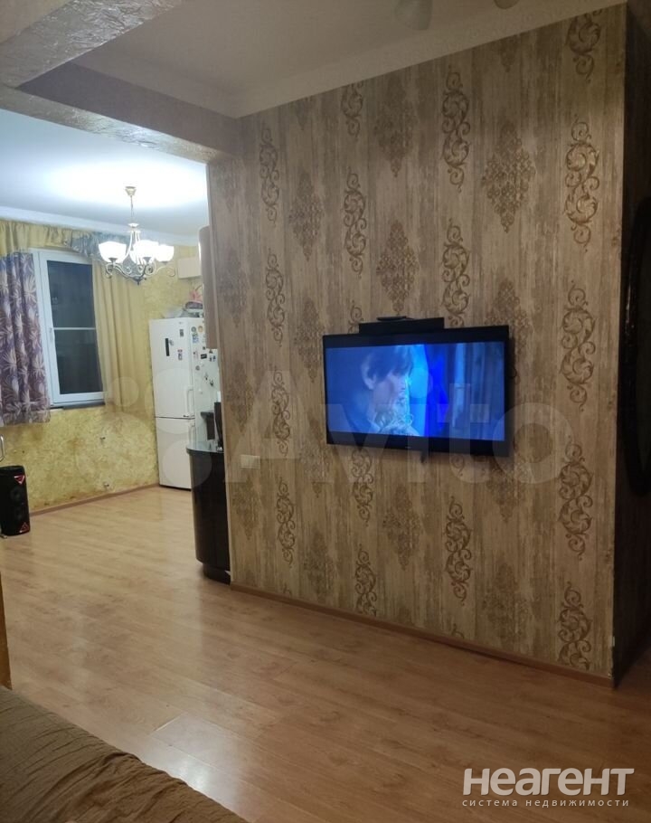 Продается 3-х комнатная квартира, 61 м²