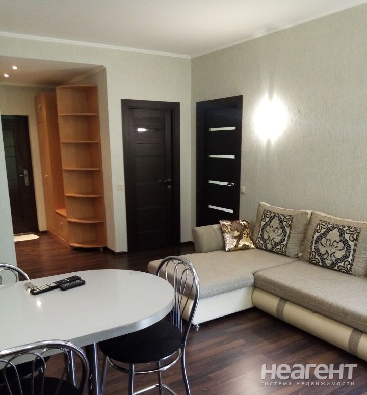 Продается 2-х комнатная квартира, 52 м²