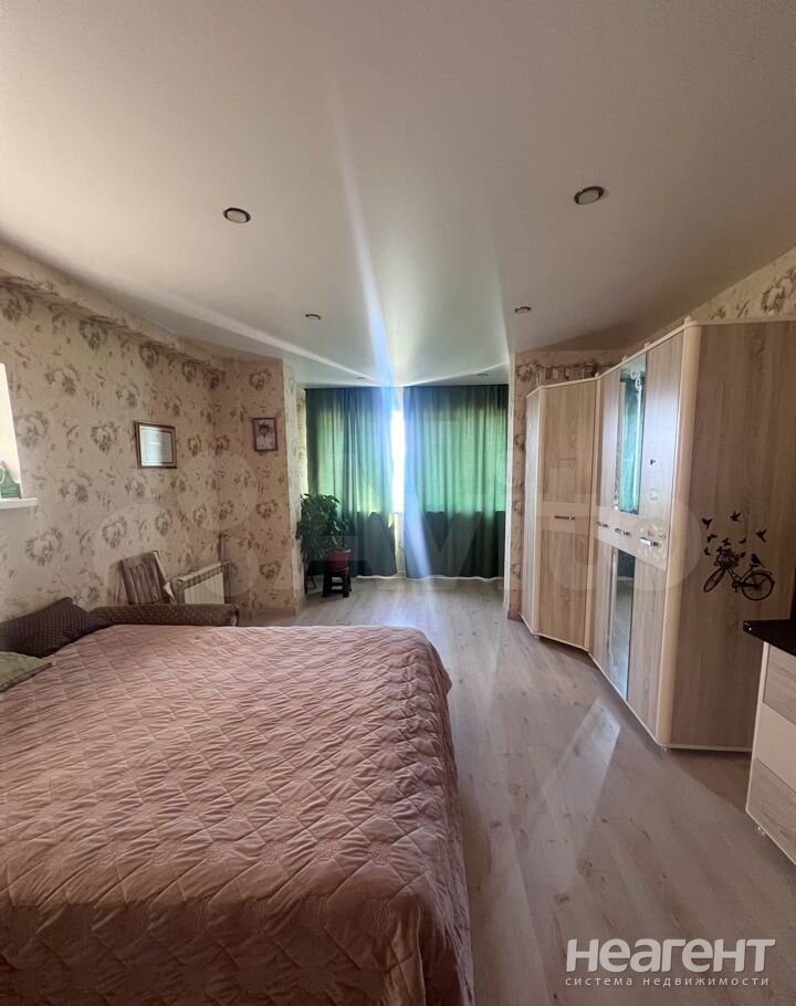 Продается 3-х комнатная квартира, 80 м²