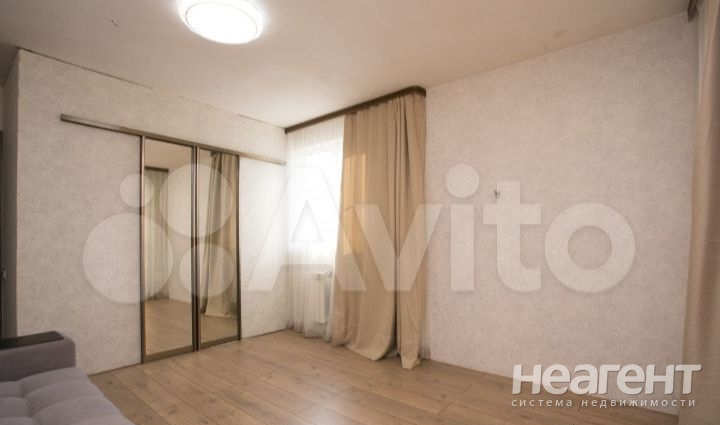 Продается 2-х комнатная квартира, 62,5 м²