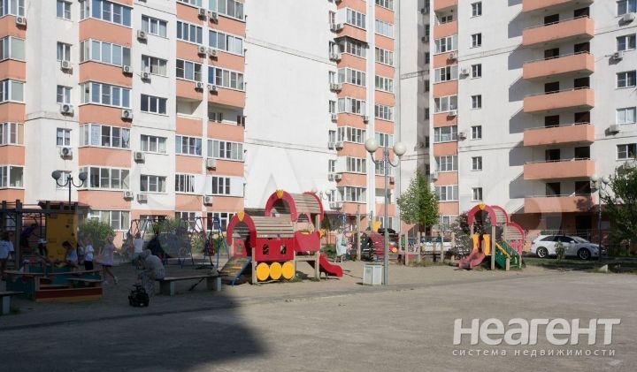 Продается 2-х комнатная квартира, 62,5 м²