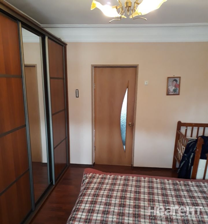 Продается 3-х комнатная квартира, 48,8 м²