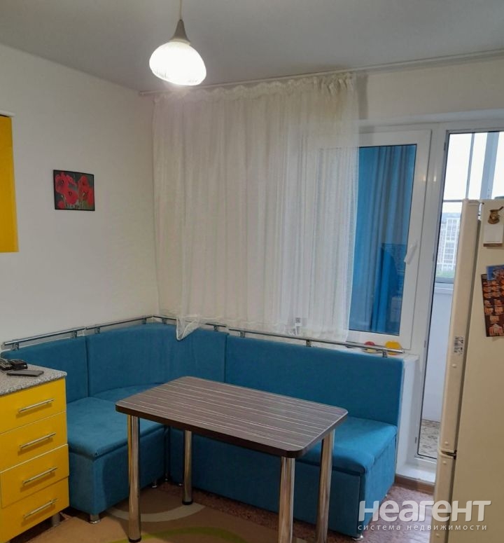 Продается 1-комнатная квартира, 44 м²