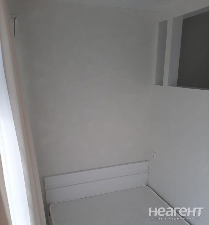 Продается 1-комнатная квартира, 28 м²