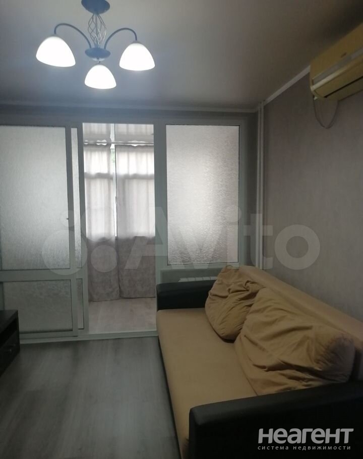 Продается 1-комнатная квартира, 33,9 м²