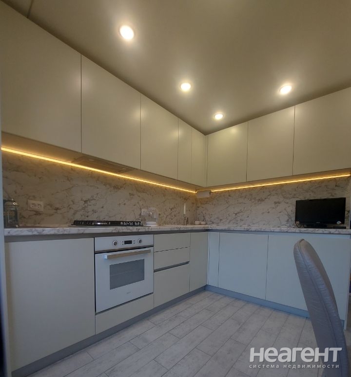 Продается 2-х комнатная квартира, 61 м²