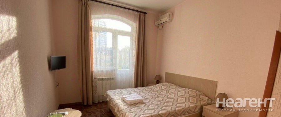 Продается Дом, 600 м²