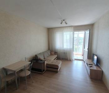 Продается 1-комнатная квартира, 39 м²