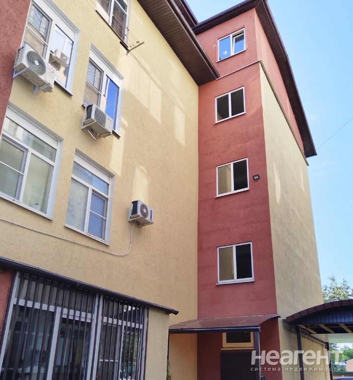 Продается 3-х комнатная квартира, 50 м²