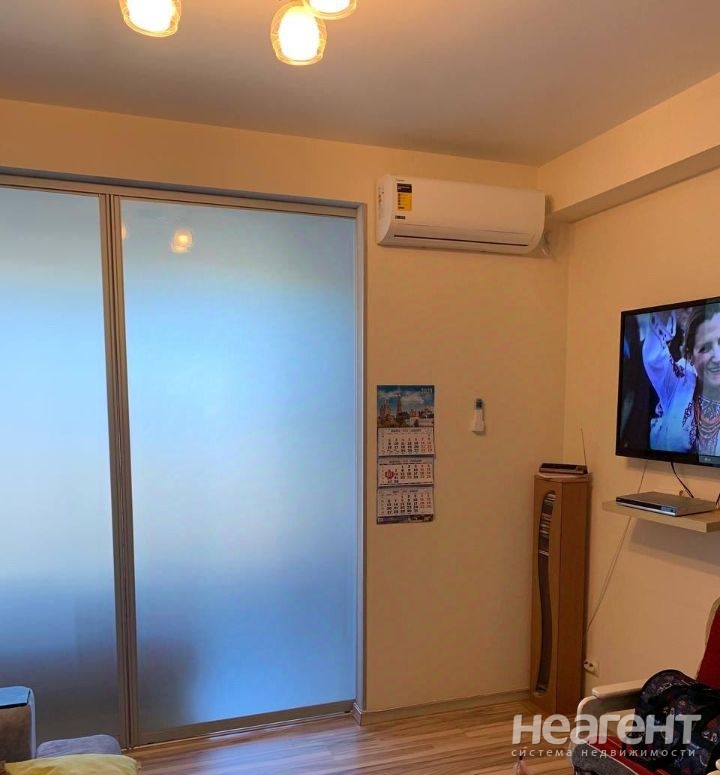 Продается 1-комнатная квартира, 46,1 м²