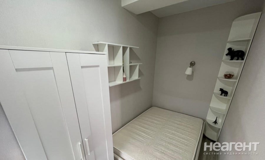 Продается 1-комнатная квартира, 18 м²