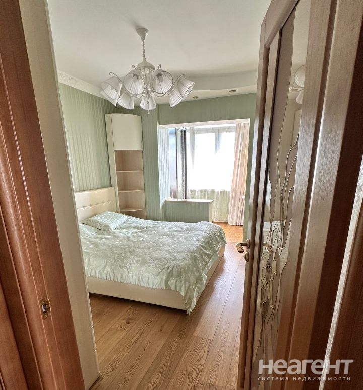 Продается 3-х комнатная квартира, 79,7 м²