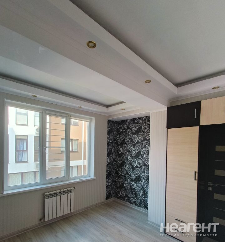 Продается 1-комнатная квартира, 30 м²