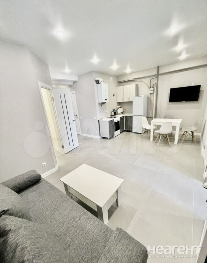 Сдается Многокомнатная квартира, 50 м²