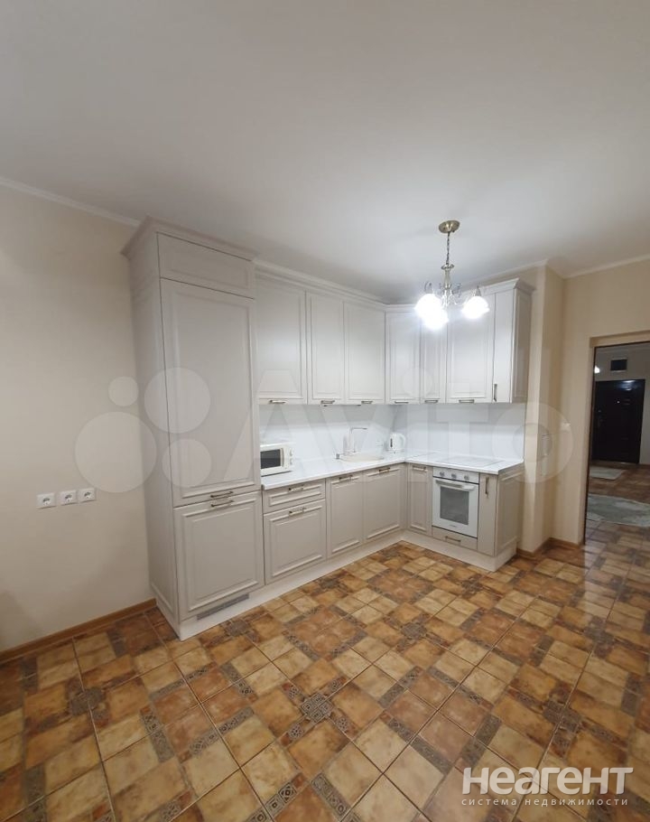 Продается 2-х комнатная квартира, 85 м²