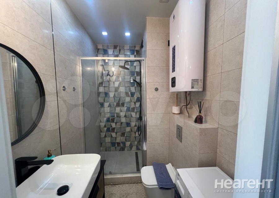 Продается 1-комнатная квартира, 36 м²