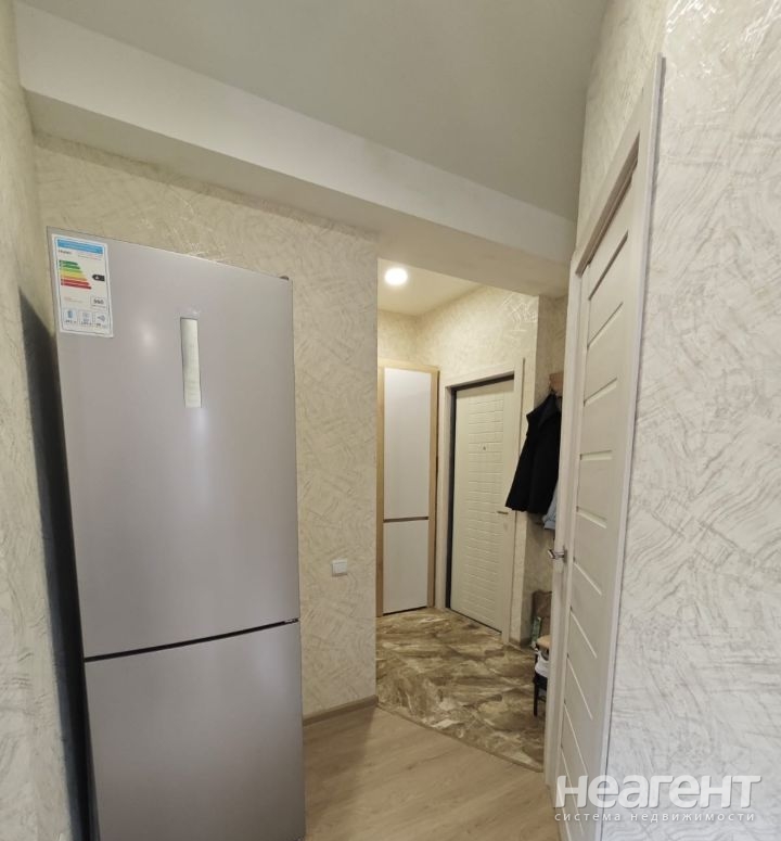 Продается 1-комнатная квартира, 30 м²